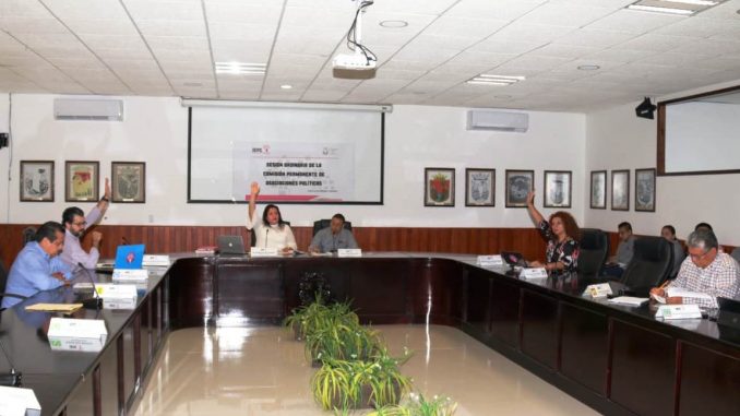 Aprueba la Comision